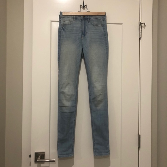 Hollister high-rise super skinny jeans - Picture 1 of 3